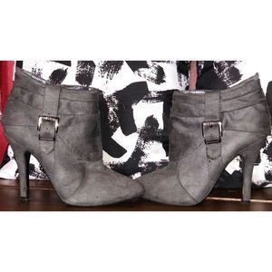 Buckled dark grey faux suede ankle boot